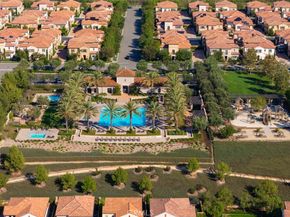 107 Somera, Irvine CA 92602