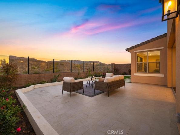 107 Somera, Irvine CA 92602