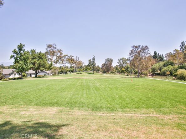 22861 Caminito Manresa 19, Laguna Hills CA 92653