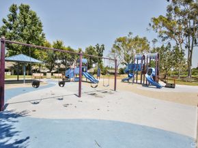 22861 Caminito Manresa 19, Laguna Hills CA 92653