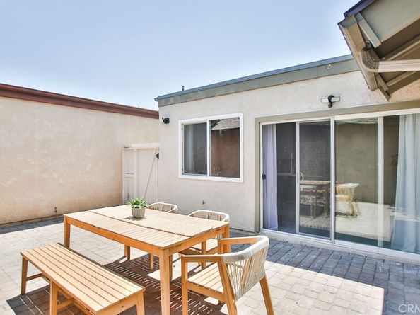 22861 Caminito Manresa 19, Laguna Hills CA 92653