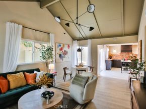 22861 Caminito Manresa 19, Laguna Hills CA 92653