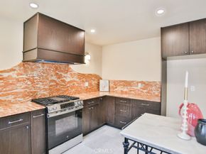 22861 Caminito Manresa 19, Laguna Hills CA 92653