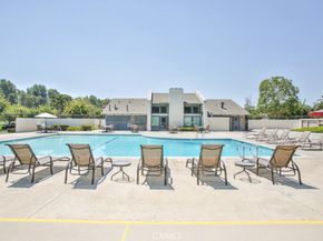 22861 Caminito Manresa 19, Laguna Hills CA 92653