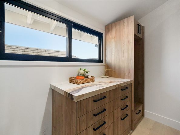 5 Curl, Corona Del Mar CA 92625