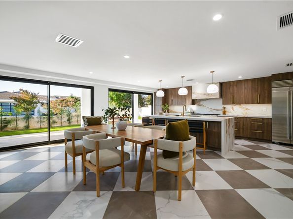 5 Curl, Corona Del Mar CA 92625