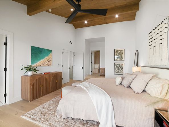 5 Curl, Corona Del Mar CA 92625