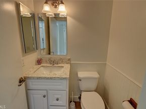 17077 Los Modelos Street, Fountain Valley CA 92708