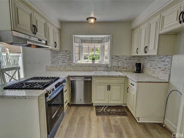 17077 Los Modelos Street, Fountain Valley CA 92708