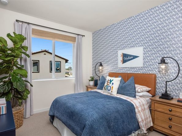 7002 Solara, Westminster CA 92683