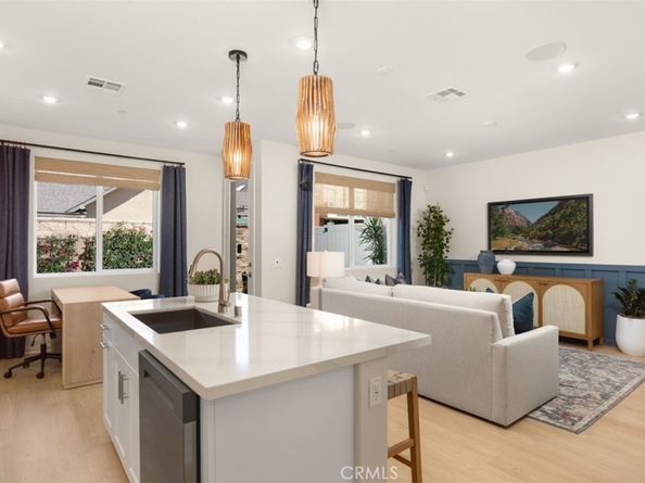 7002 Solara, Westminster CA 92683