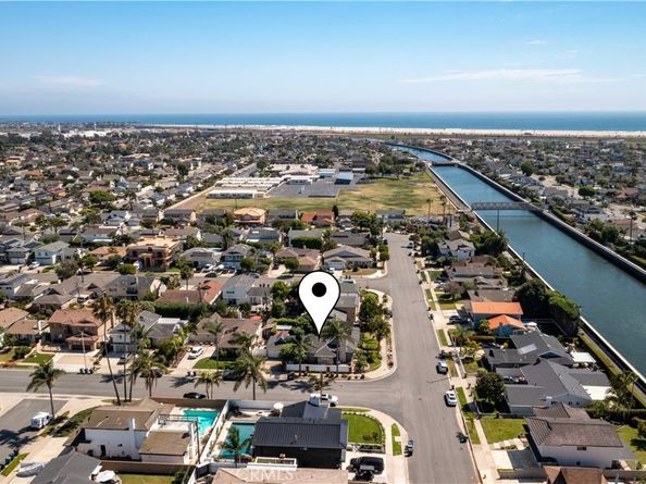 21682 Impala Lane, Huntington Beach CA 92646