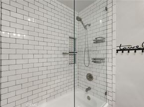 8121 Canby Avenue 4, Reseda CA 91335