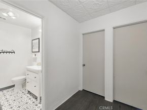 8121 Canby Avenue 4, Reseda CA 91335