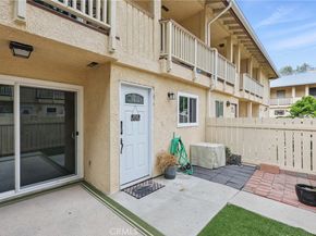 8121 Canby Avenue 4, Reseda CA 91335