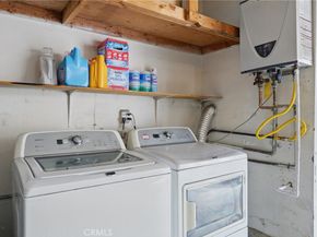 8121 Canby Avenue 4, Reseda CA 91335
