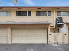 8121 Canby Avenue 4, Reseda CA 91335