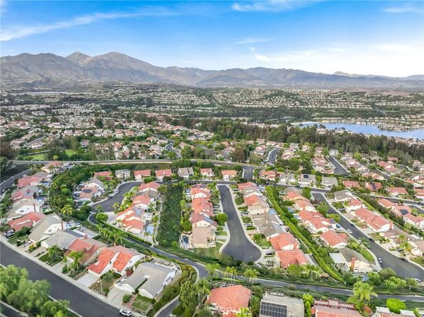 22415 Salmeron, Mission Viejo CA 92691