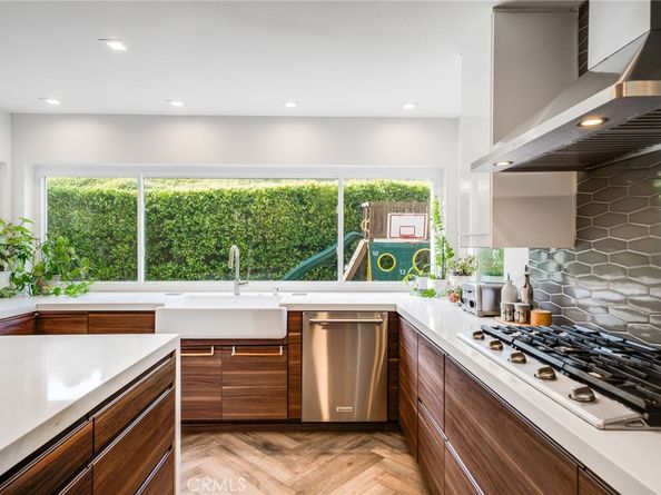 22415 Salmeron, Mission Viejo CA 92691