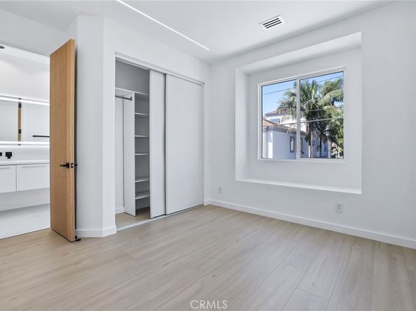 309 8th Street, Huntington Beach CA 92648