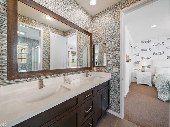 105 newall, Irvine CA 92618
