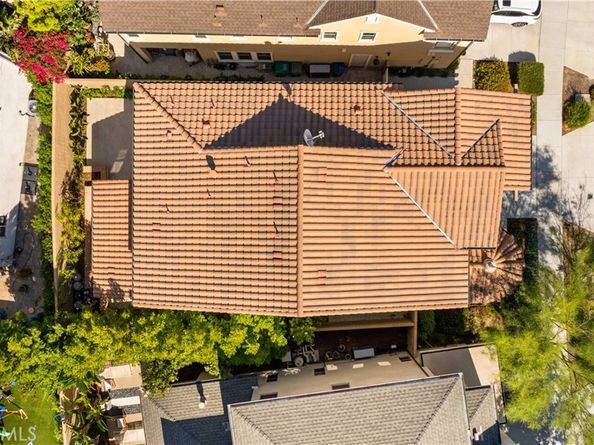 105 newall, Irvine CA 92618