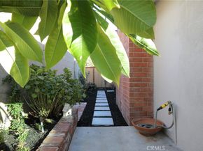 418 E Bay Street, Costa Mesa CA 92627