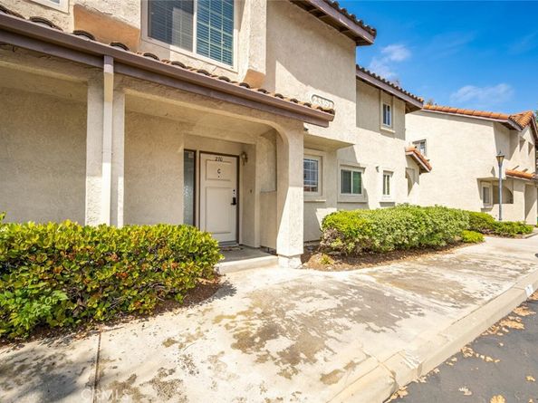 23391 La Crescenta 270C, Mission Viejo CA 92691