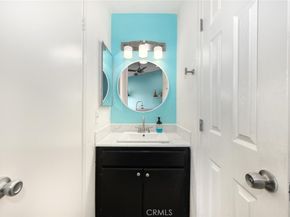 23391 La Crescenta 270C, Mission Viejo CA 92691