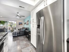 23391 La Crescenta 270C, Mission Viejo CA 92691
