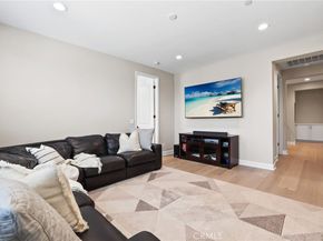 12 Lontano, Lake Forest CA 92630