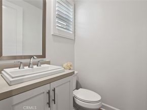 12 Lontano, Lake Forest CA 92630