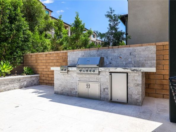 12 Lontano, Lake Forest CA 92630