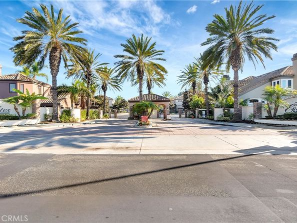 6392 Doral Drive, Huntington Beach CA 92648