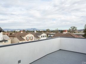 20462 Santa Ana Ave H, Newport Beach CA 92660
