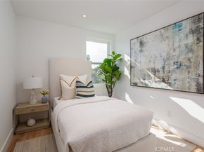 20462 Santa Ana Ave H, Newport Beach CA 92660