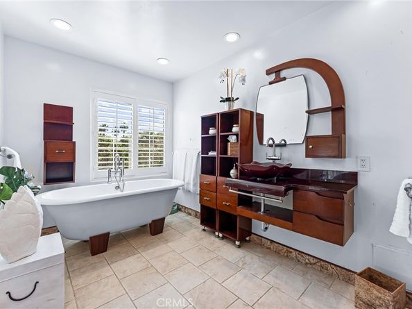 19398 Peachtree Lane, Huntington Beach CA 92648