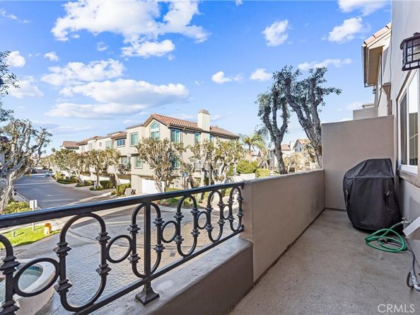 19398 Peachtree Lane, Huntington Beach CA 92648