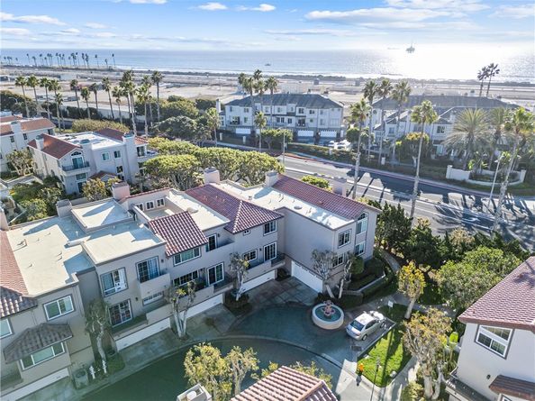 19398 Peachtree Lane, Huntington Beach CA 92648