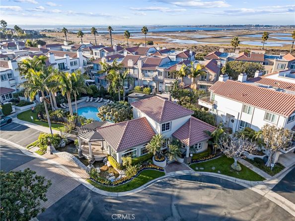 19398 Peachtree Lane, Huntington Beach CA 92648