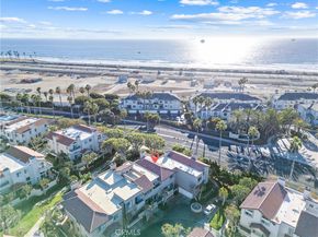 19398 Peachtree Lane, Huntington Beach CA 92648