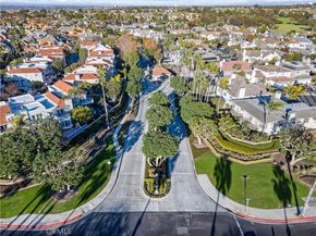 19398 Peachtree Lane, Huntington Beach CA 92648