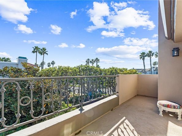 19398 Peachtree Lane, Huntington Beach CA 92648