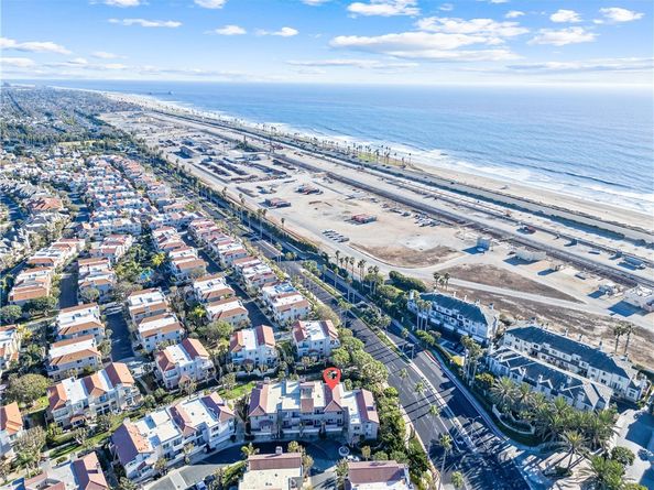 19398 Peachtree Lane, Huntington Beach CA 92648