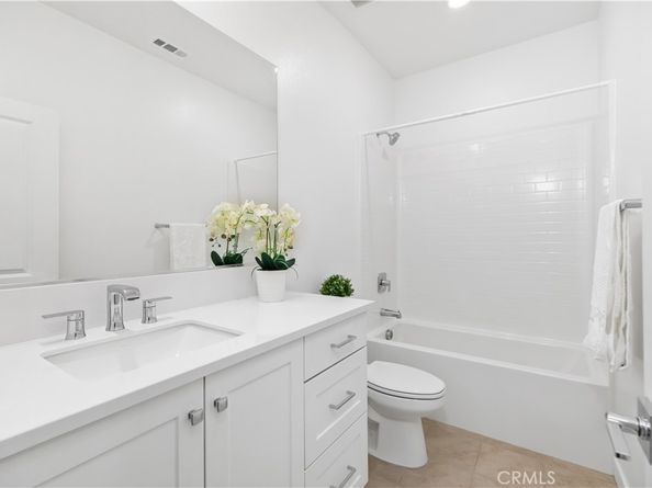 501 Embrook, West Covina CA 91791