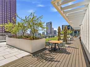 877 S Francisco 2503, Los Angeles CA 90017