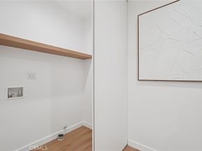 7020 Encino Avenue, Van Nuys CA 91406