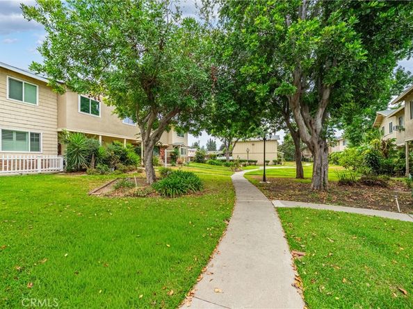 644 E Lee Place, Azusa CA 91702