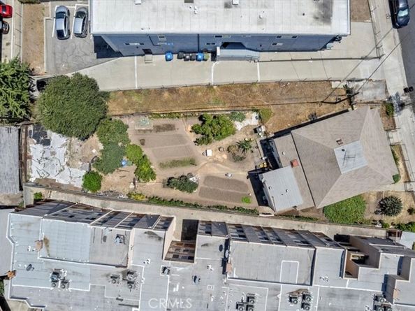 811 N Bunker Hill Avenue, Los Angeles CA 90012