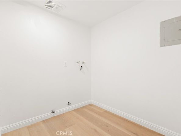 500 N Moore Avenue E, Monterey Park CA 91754